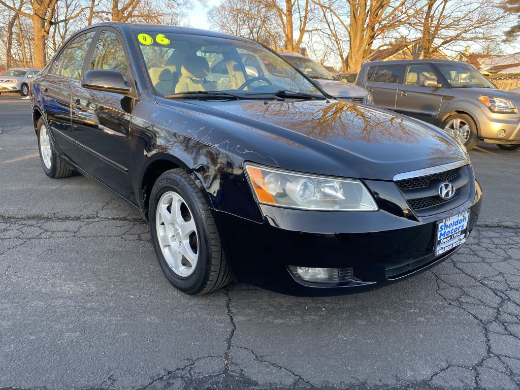 2006 Hyundai Sonata Image 2