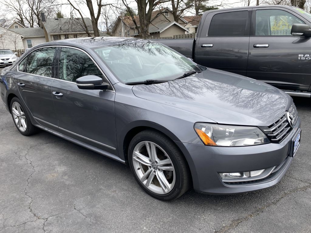 2015 Volkswagen Passat Image 2