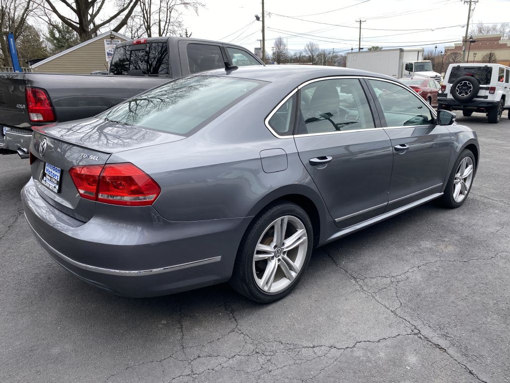 2015 Volkswagen Passat Image 6