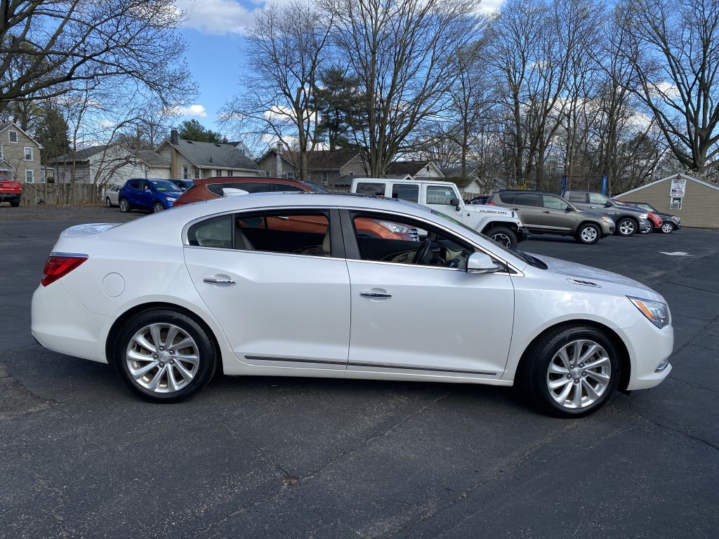 2015 Buick Lacrosse Image 7