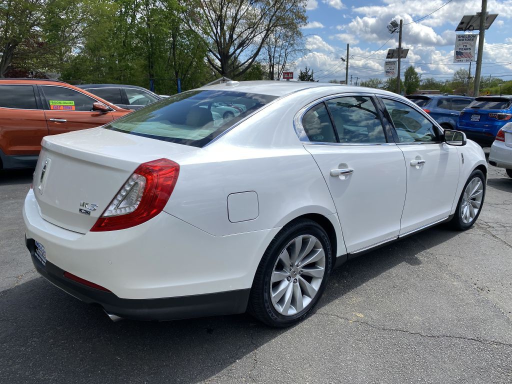 2014 Lincoln MKS Image 6