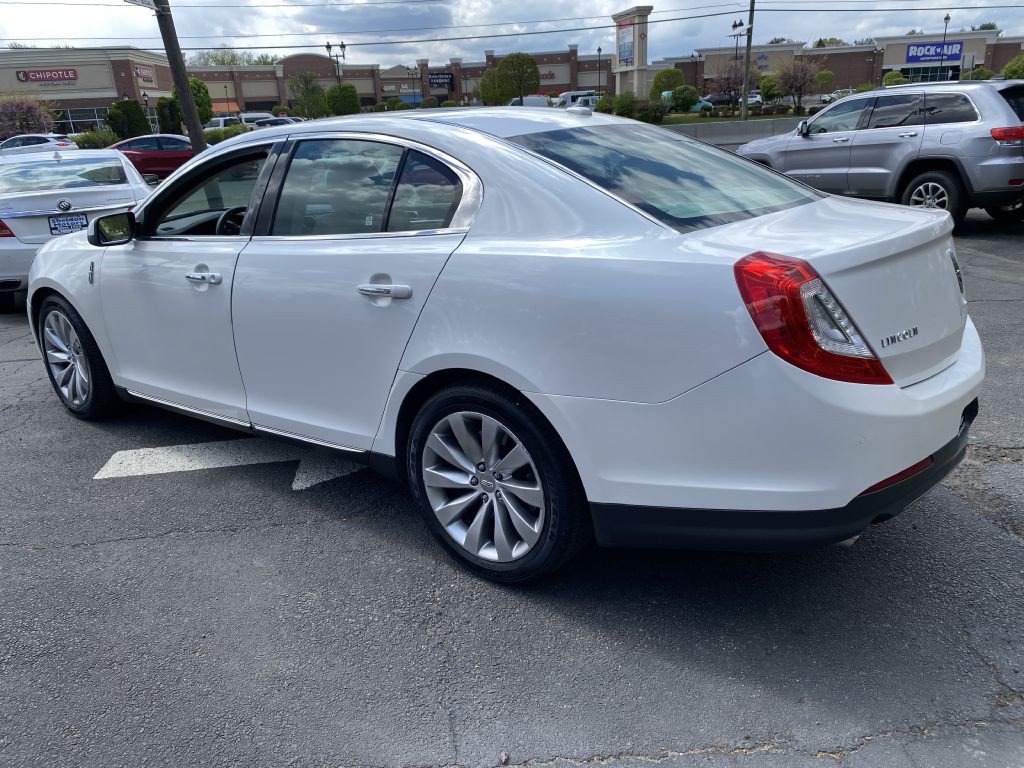 2014 Lincoln MKS Image 7