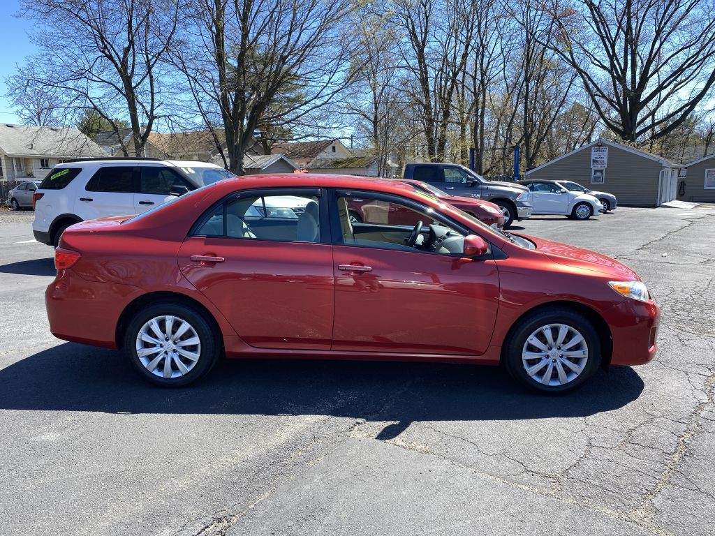 2012 Toyota Corolla Image 7