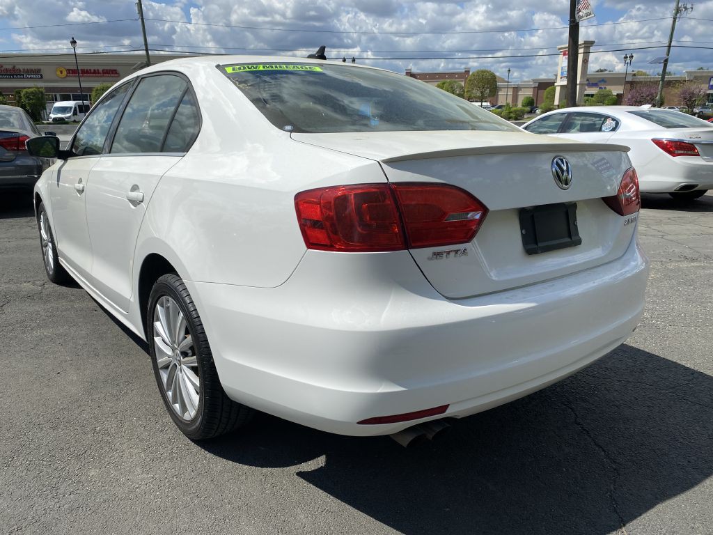 2013 Volkswagen Jetta Image 6
