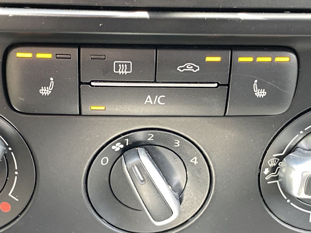 2013 Volkswagen Jetta Image 18