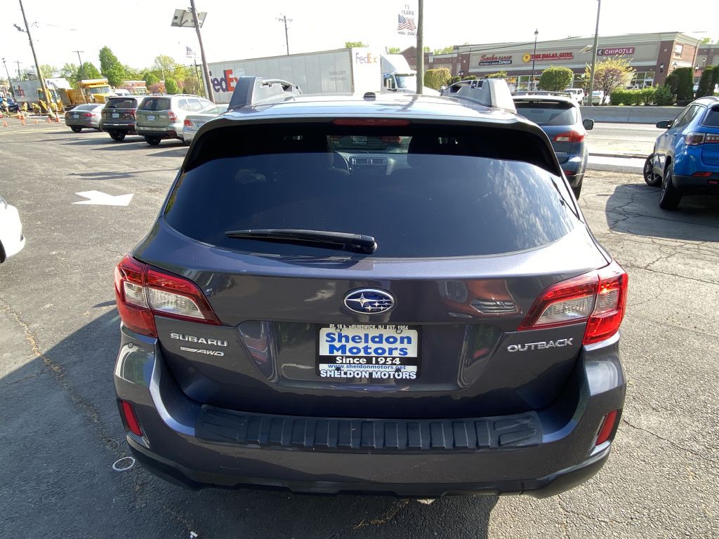 2015 Subaru Outback Image 4
