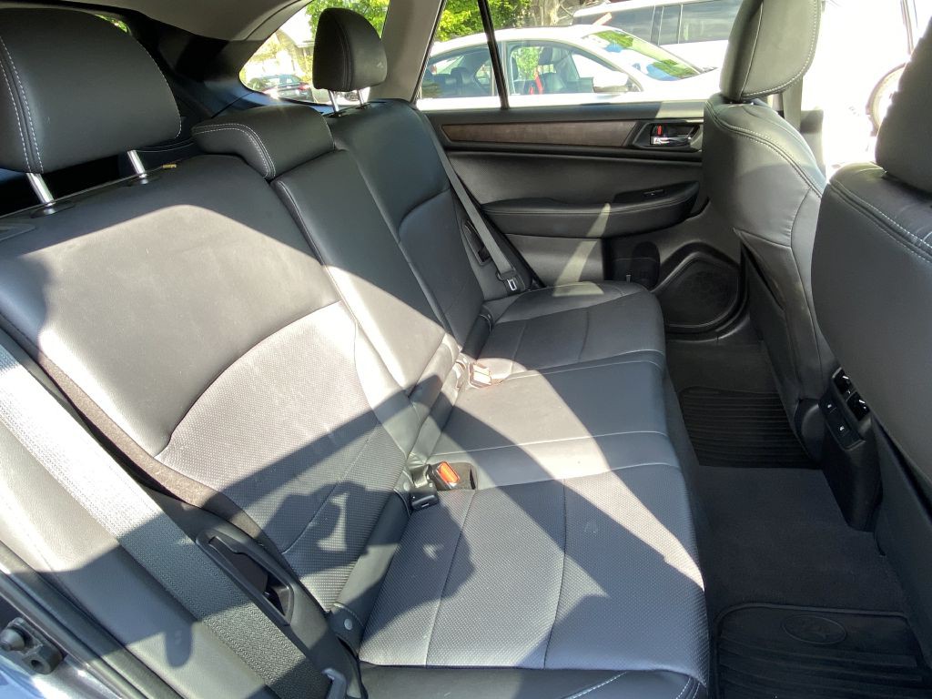 2015 Subaru Outback Image 13