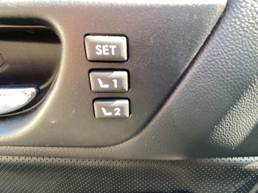 2015 Subaru Outback Image 19