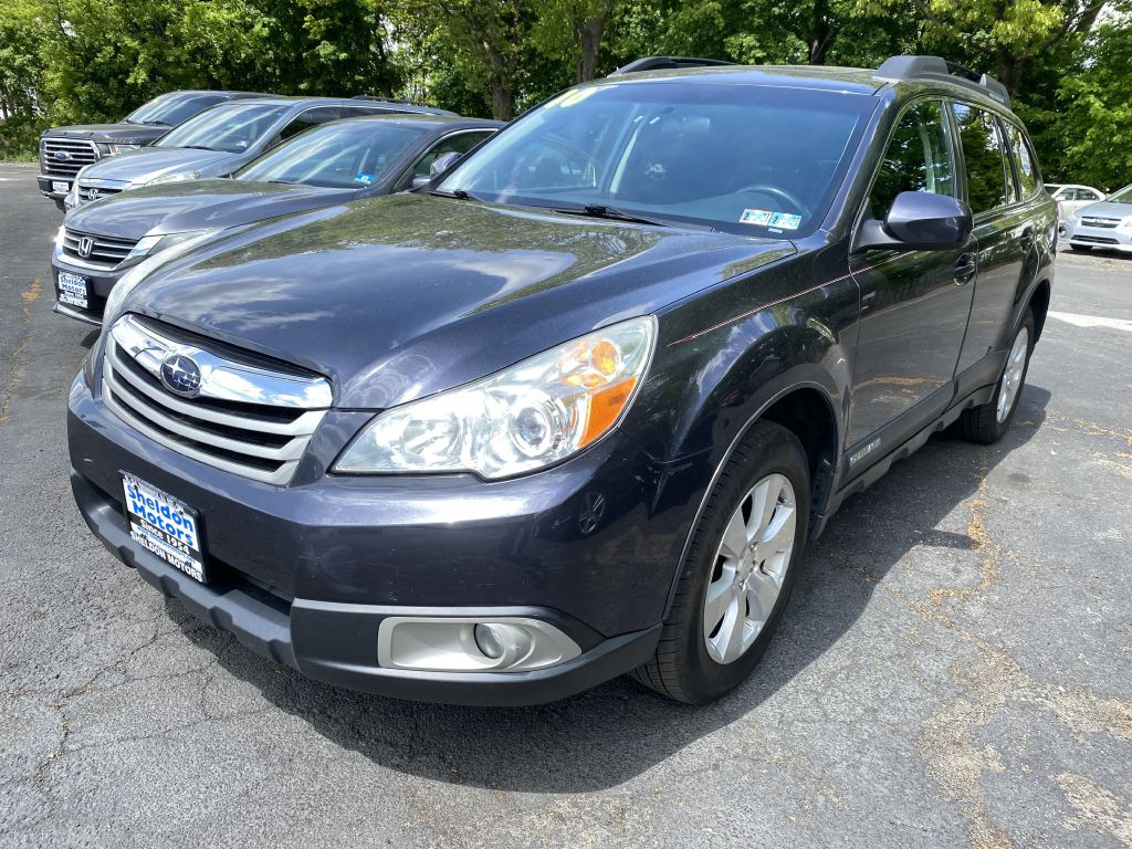 2010 Subaru Outback Image 1