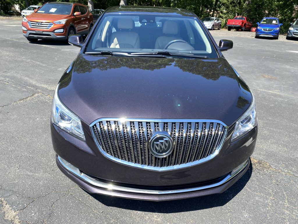 2015 Buick Lacrosse Image 3
