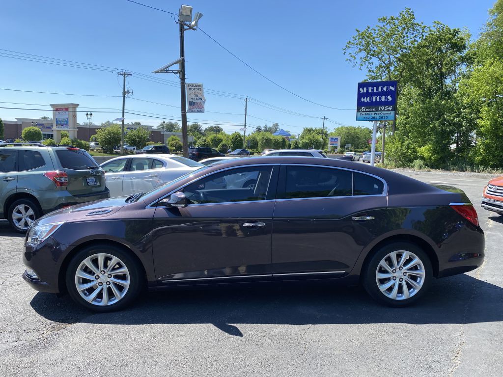 2015 Buick Lacrosse Image 8