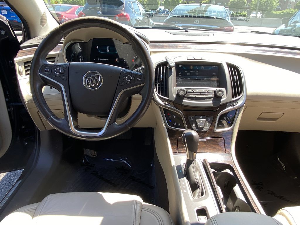 2015 Buick Lacrosse Image 14