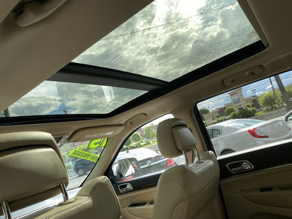 2015 Jeep Grand Cherokee Image 28