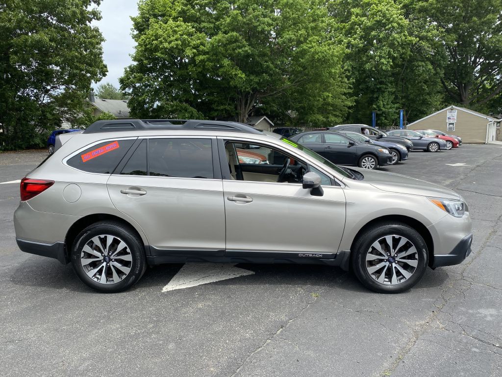 2017 Subaru Outback Image 8