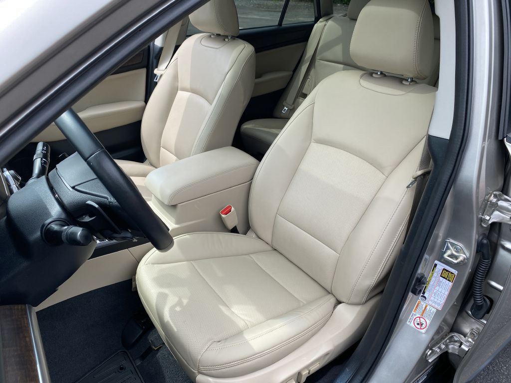 2017 Subaru Outback Image 9