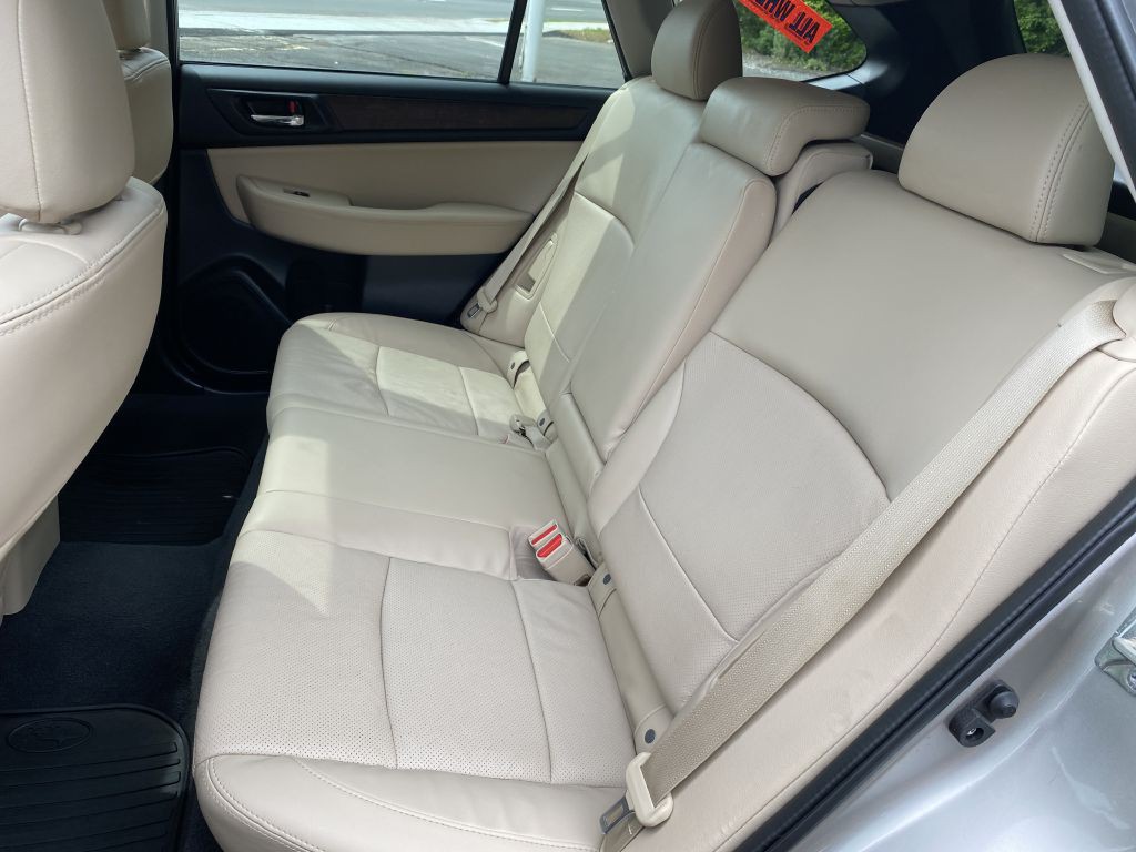 2017 Subaru Outback Image 10