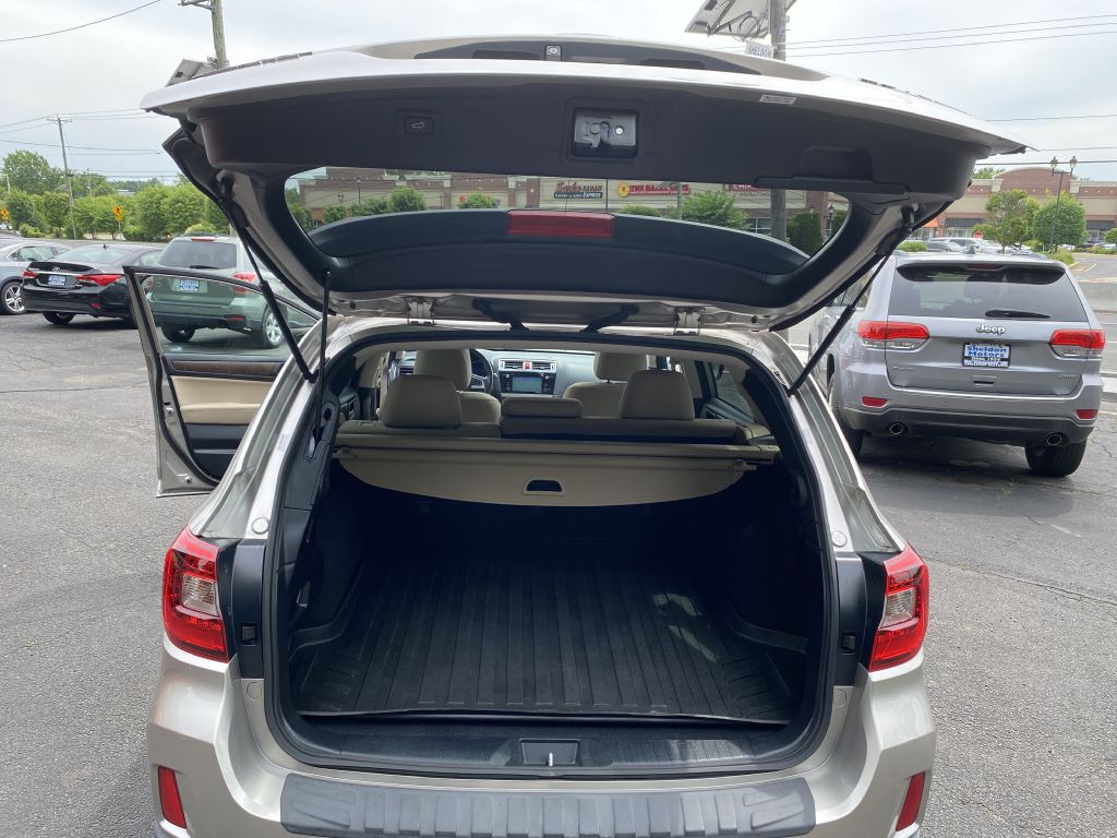 2017 Subaru Outback Image 11