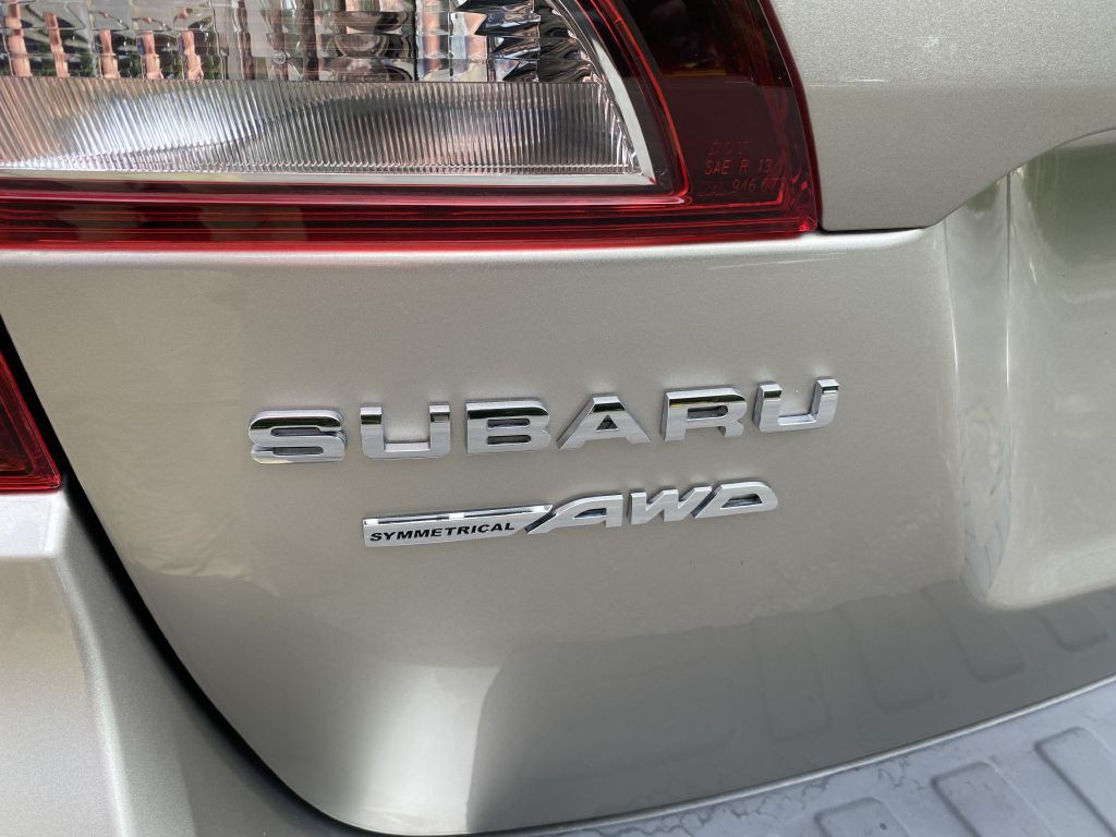 2017 Subaru Outback Image 19