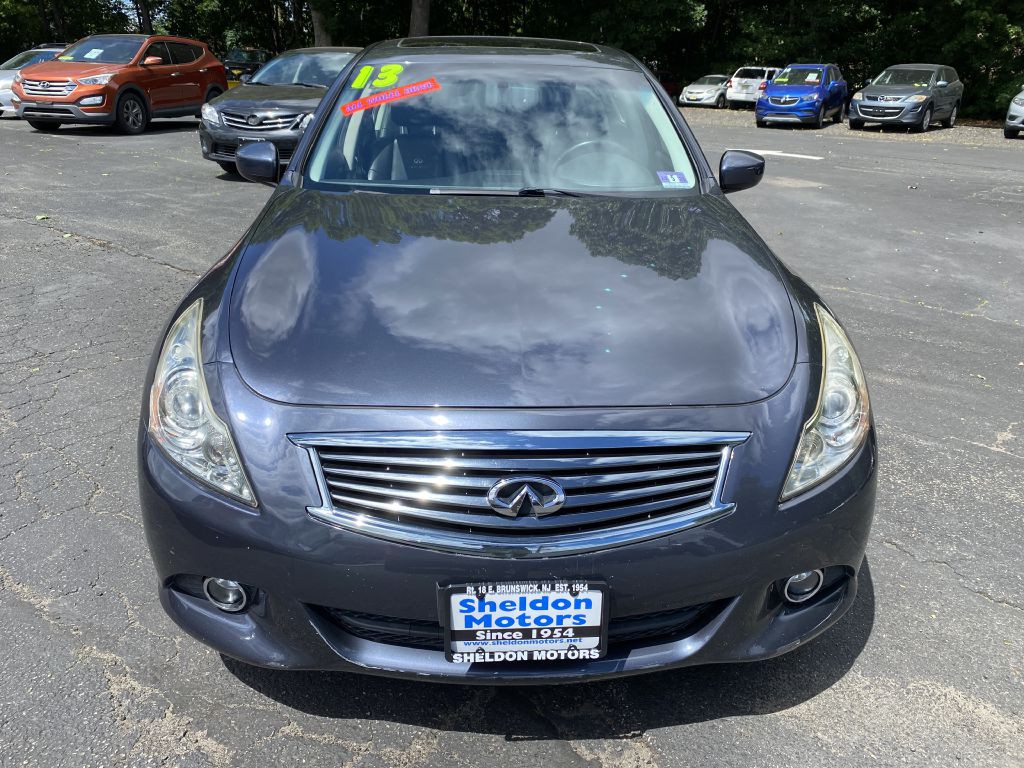 2013 INFINITI G37 Image 3