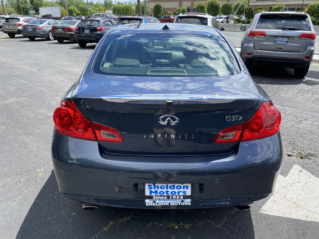 2013 INFINITI G37 Image 4