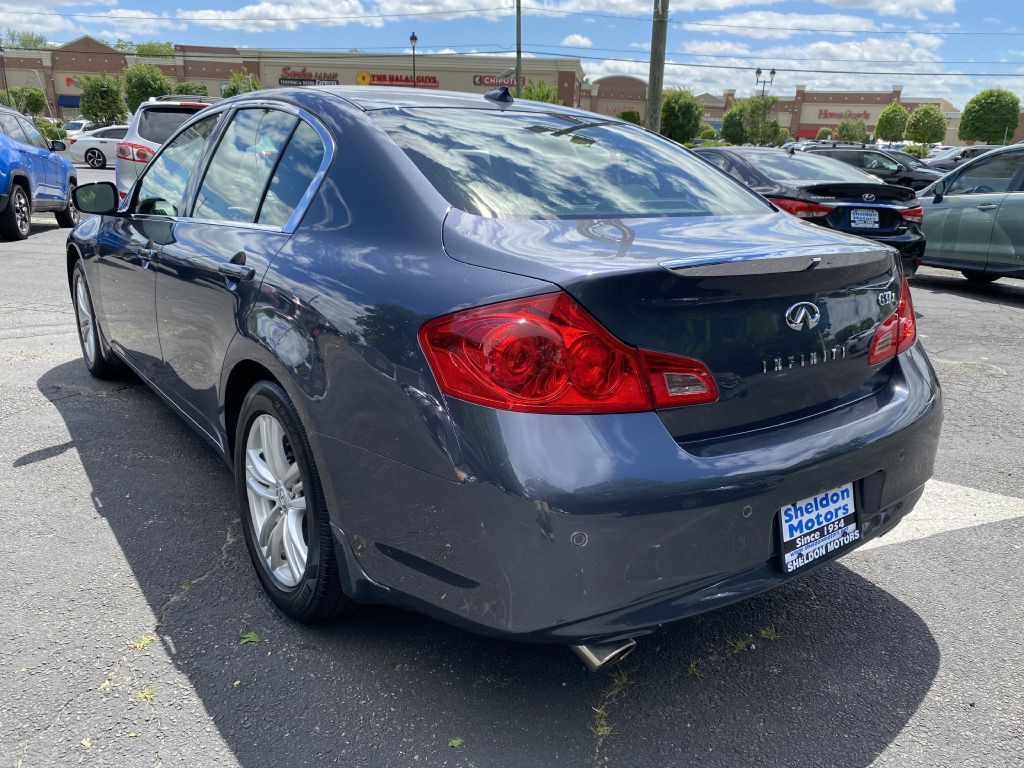 2013 INFINITI G37 Image 6