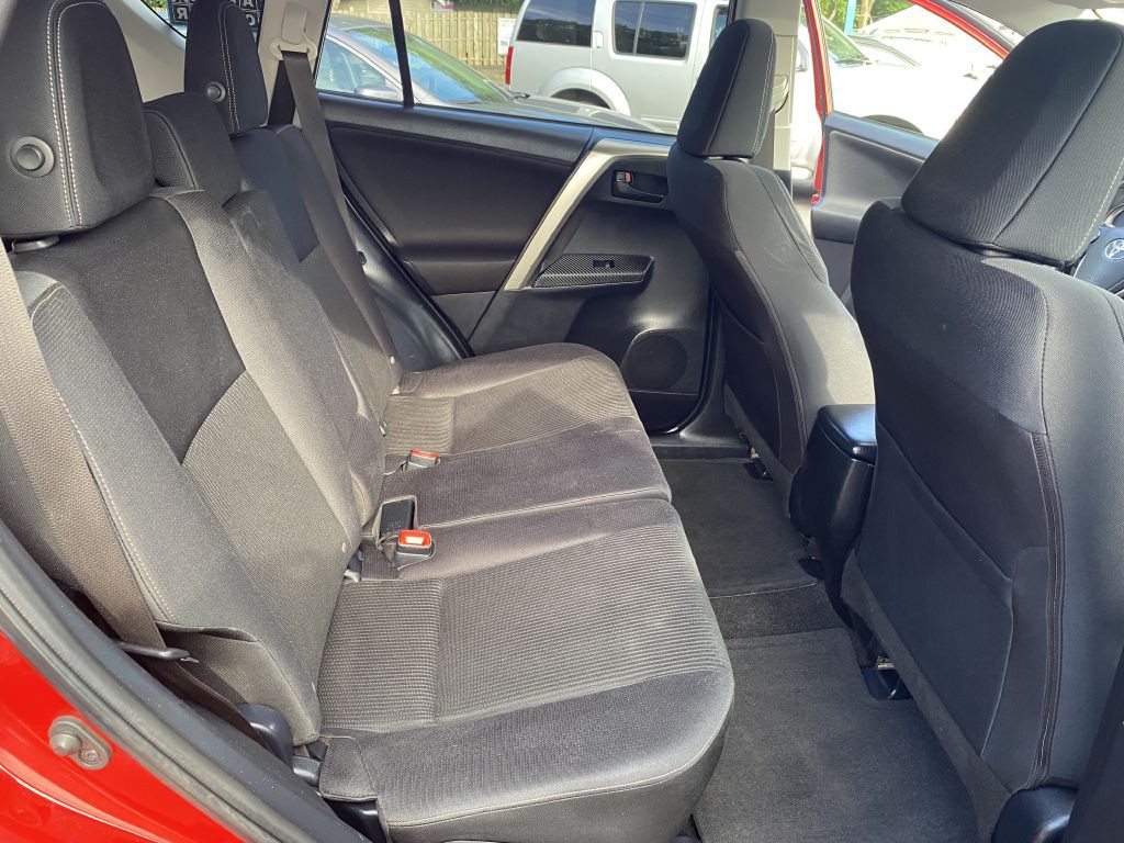 2013 Toyota Rav4 Image 11