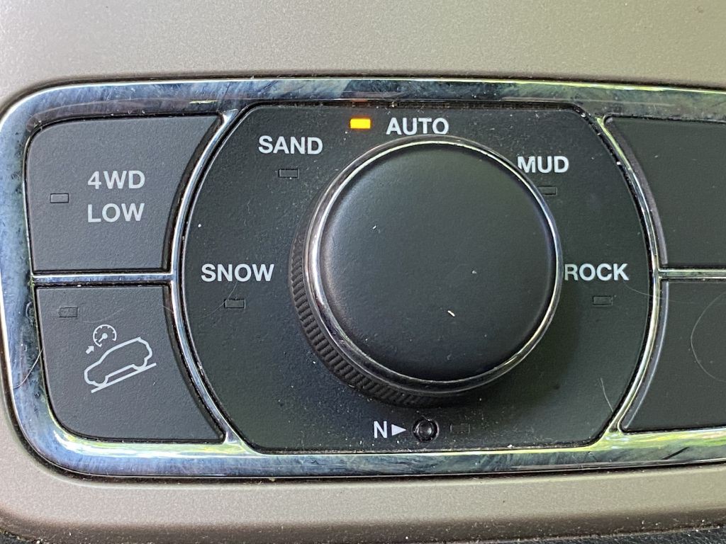 2015 Jeep Grand Cherokee Image 23