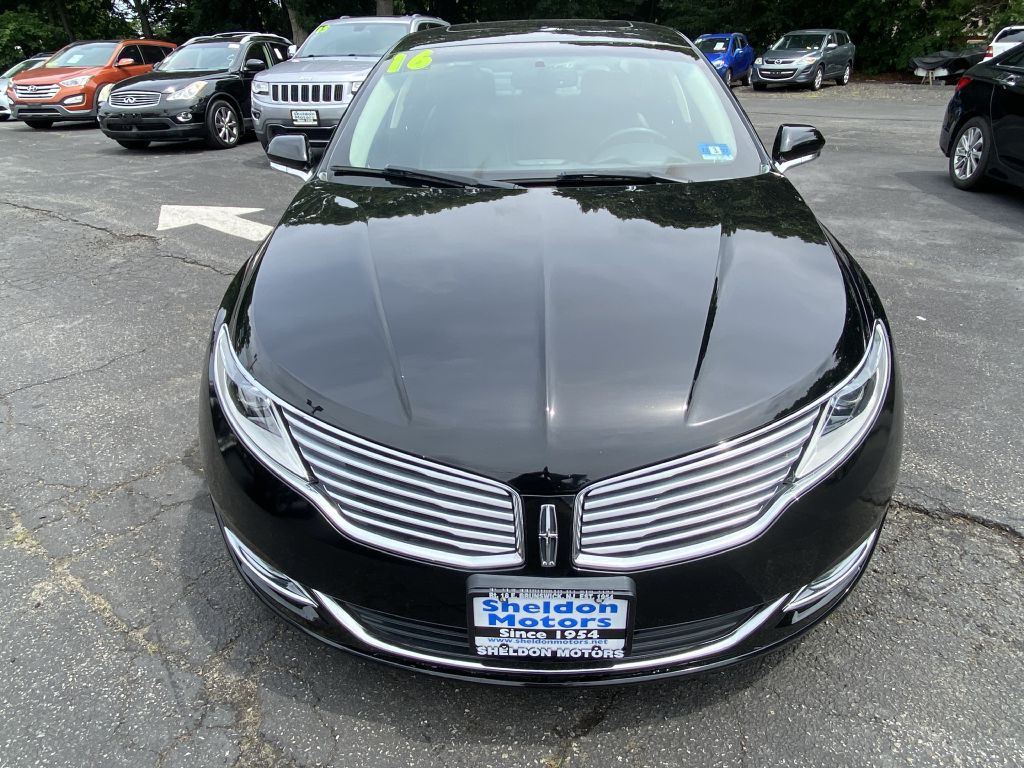 2016 Lincoln MKZ Image 3