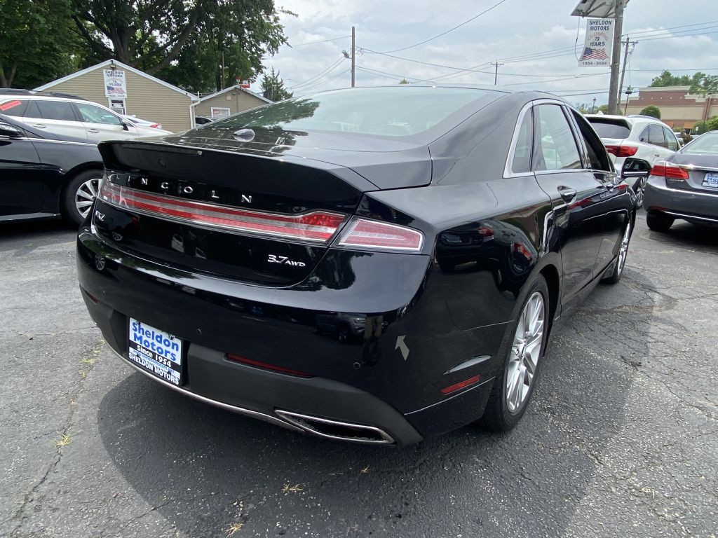 2016 Lincoln MKZ Image 5