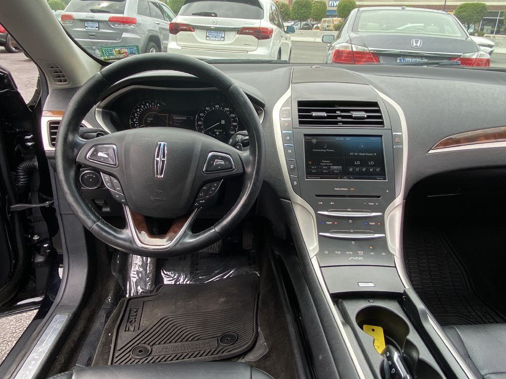 2016 Lincoln MKZ Image 15
