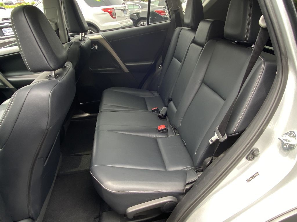 2013 Toyota Rav4 Image 10