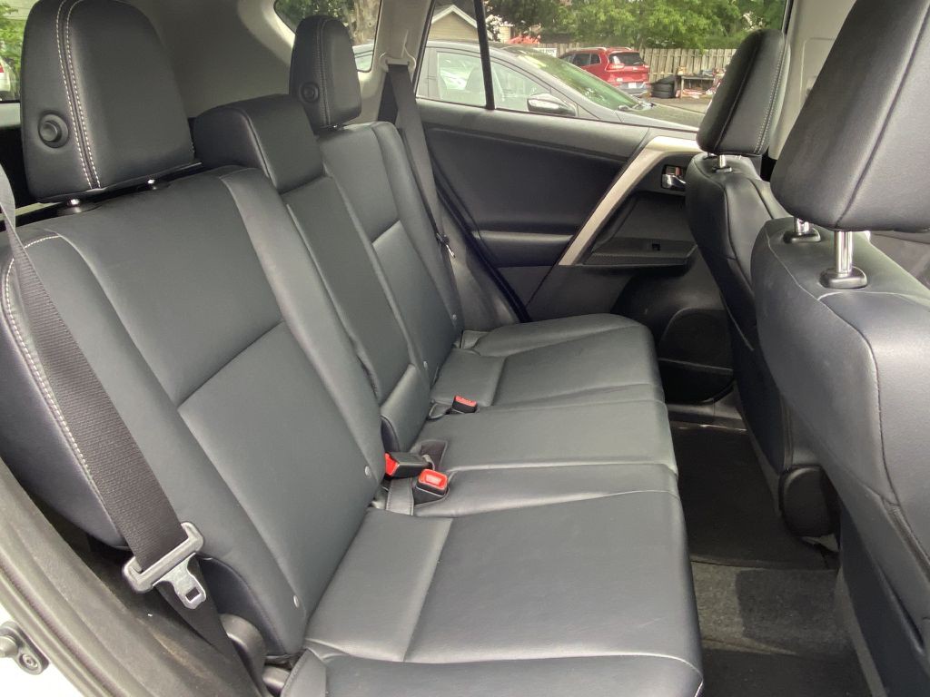 2013 Toyota Rav4 Image 11