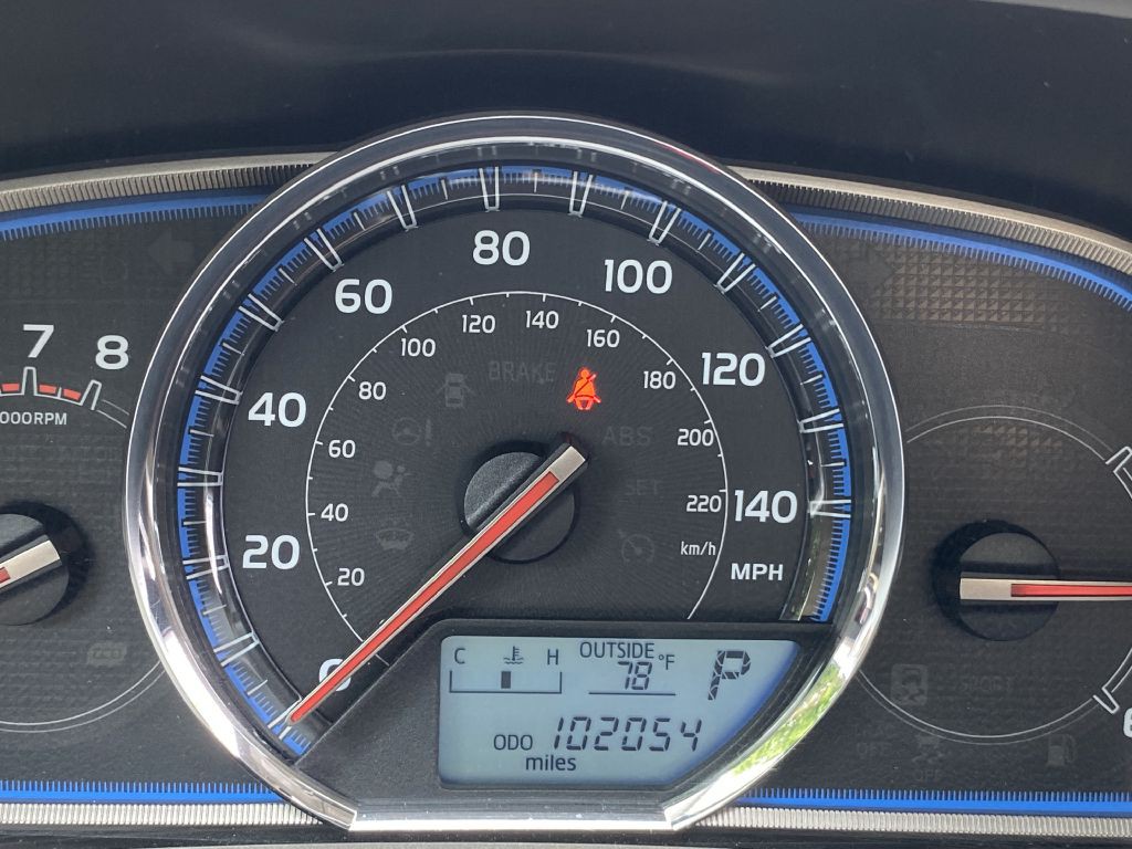 2013 Toyota Rav4 Image 15