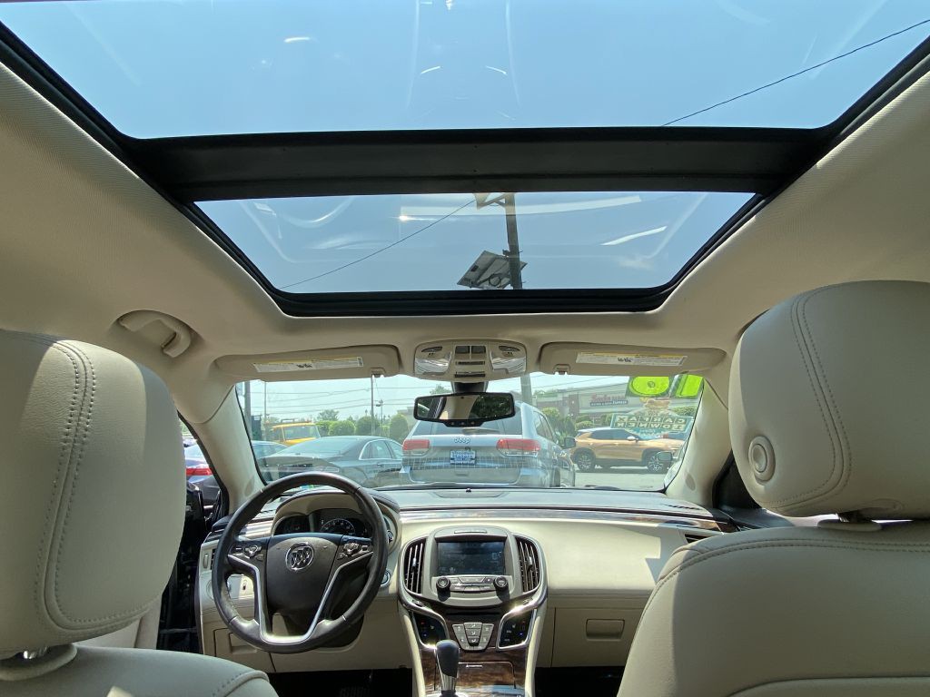 2016 Buick Lacrosse Image 13