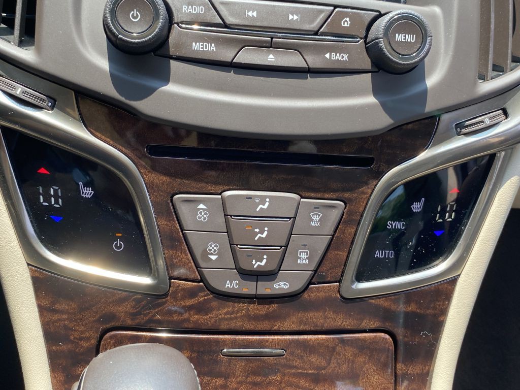 2016 Buick Lacrosse Image 15