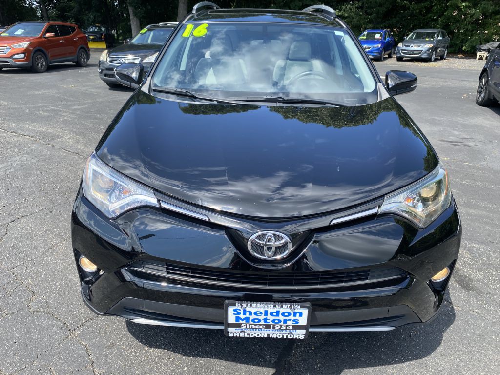 2016 Toyota Rav4 Image 2