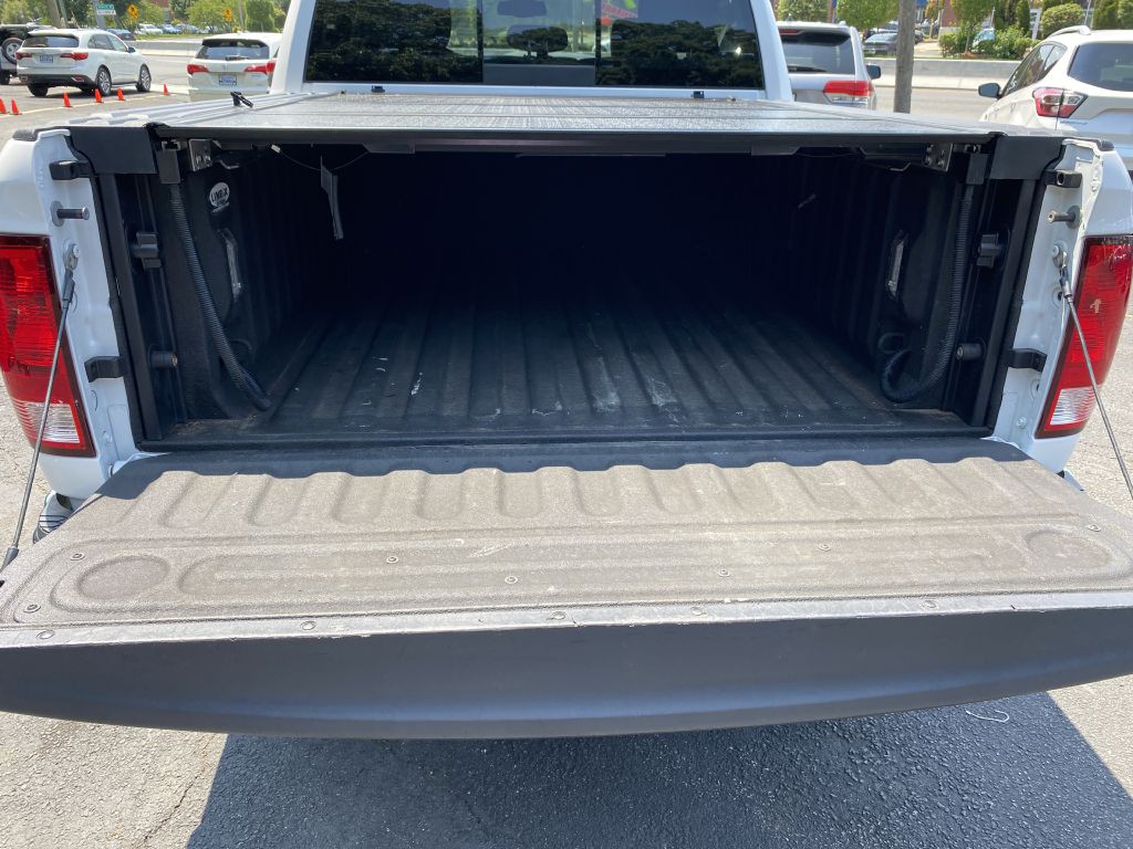 2017 RAM 1500 Image 6