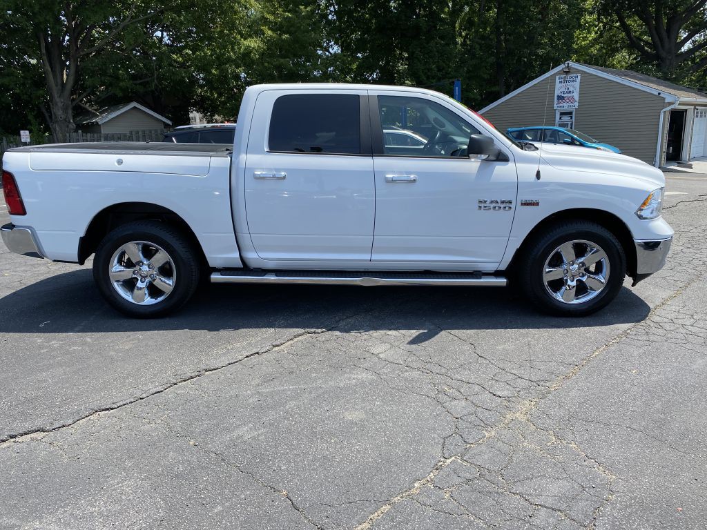 2017 RAM 1500 Image 10