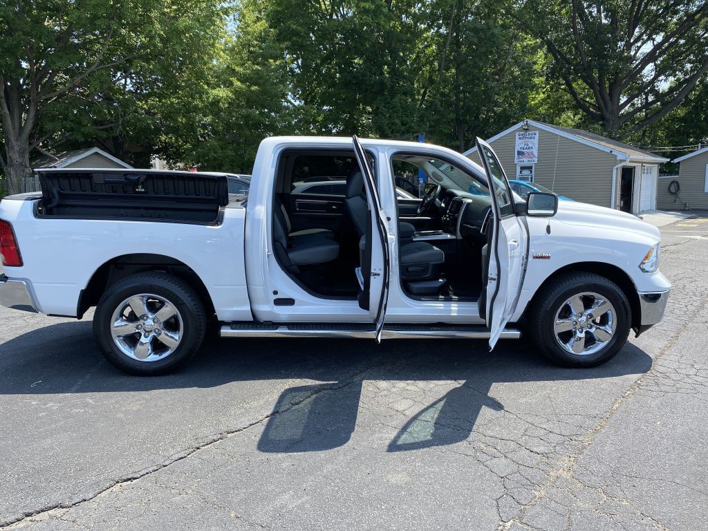 2017 RAM 1500 Image 11