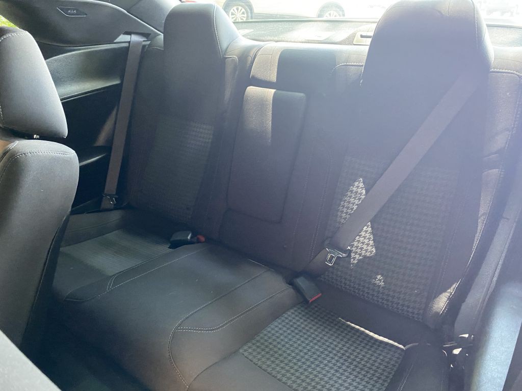 2019 Dodge Challenger Image 10