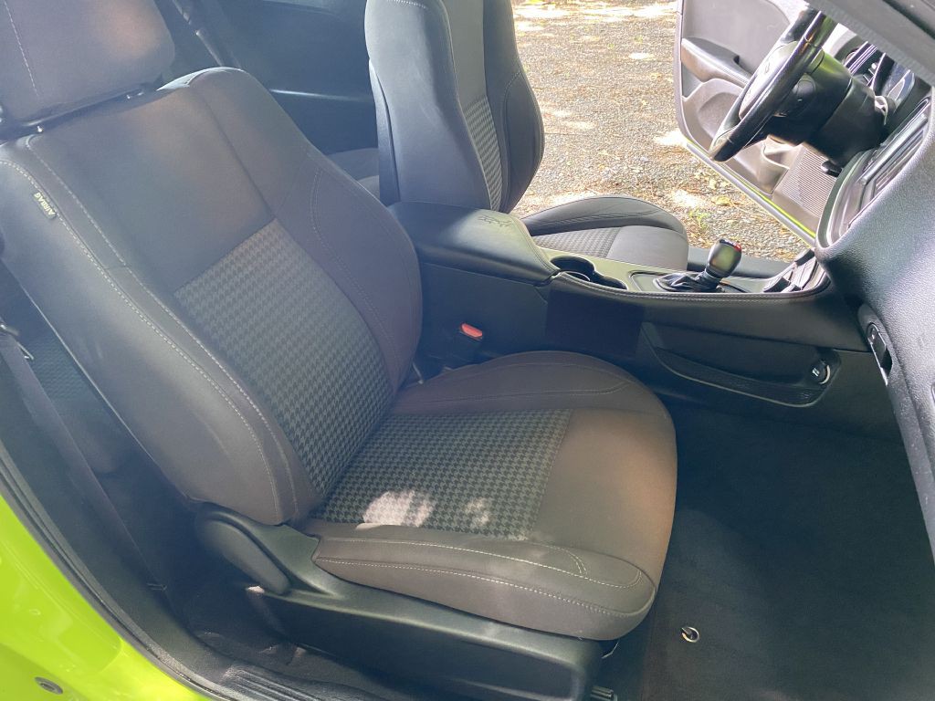 2019 Dodge Challenger Image 11