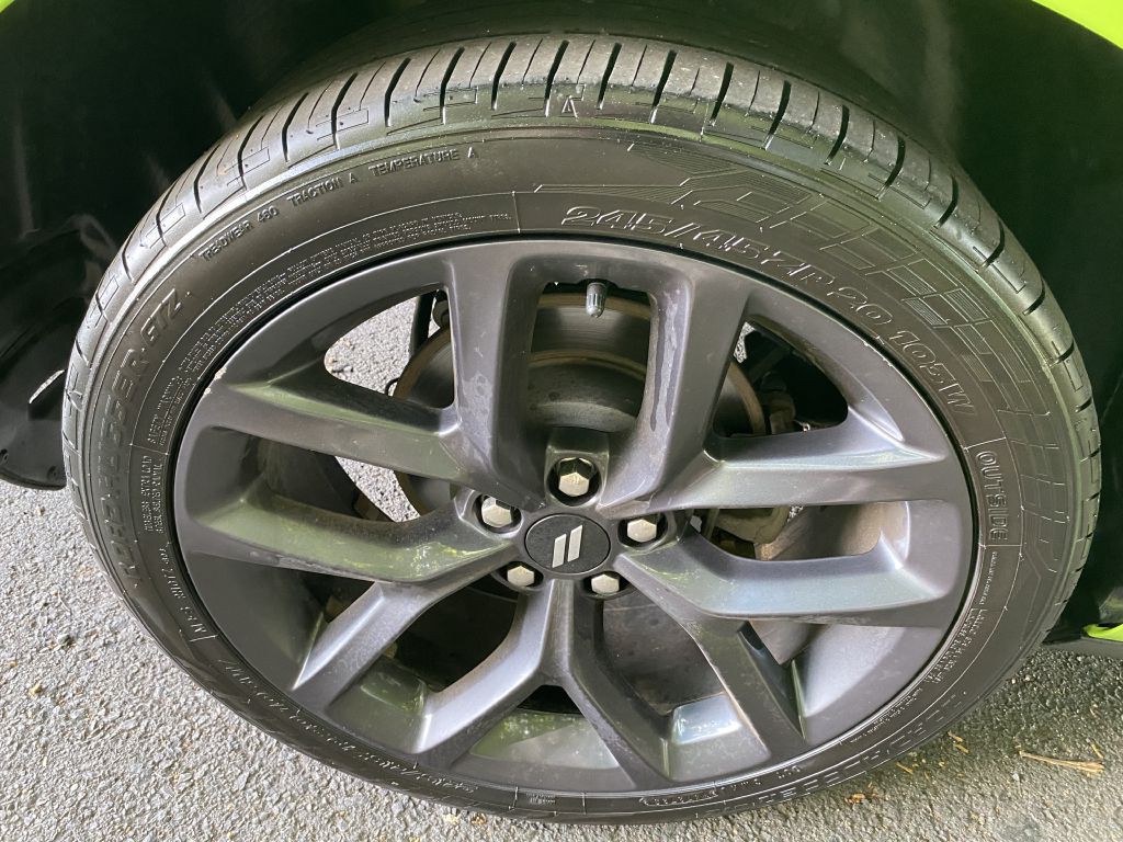 2019 Dodge Challenger Image 12