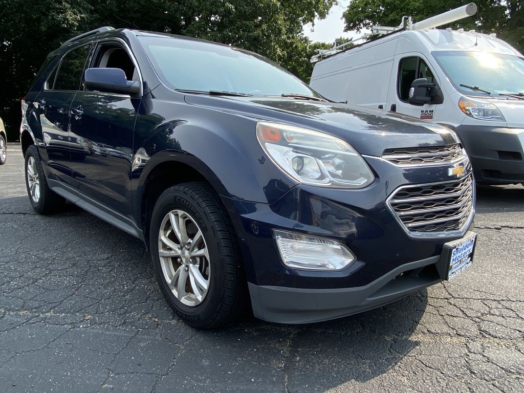 2017 Chevrolet Equinox Image 2