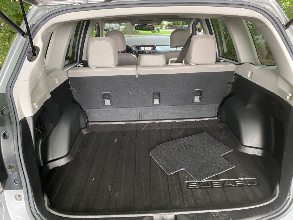 2016 Subaru Forester Image 12