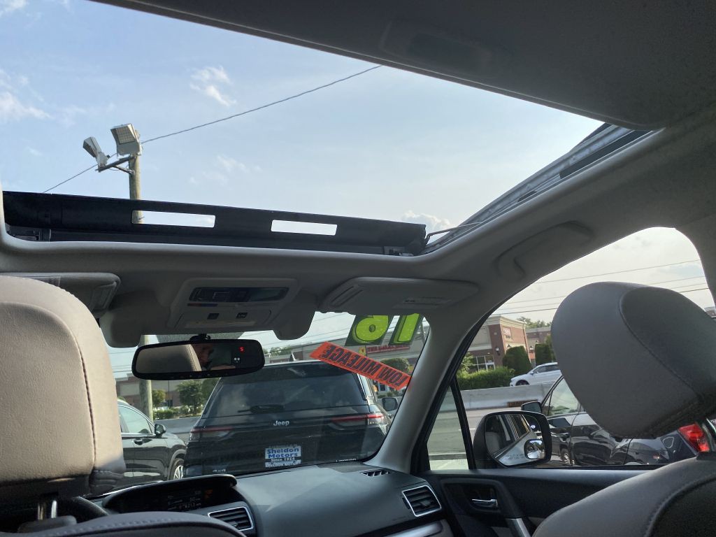 2016 Subaru Forester Image 22