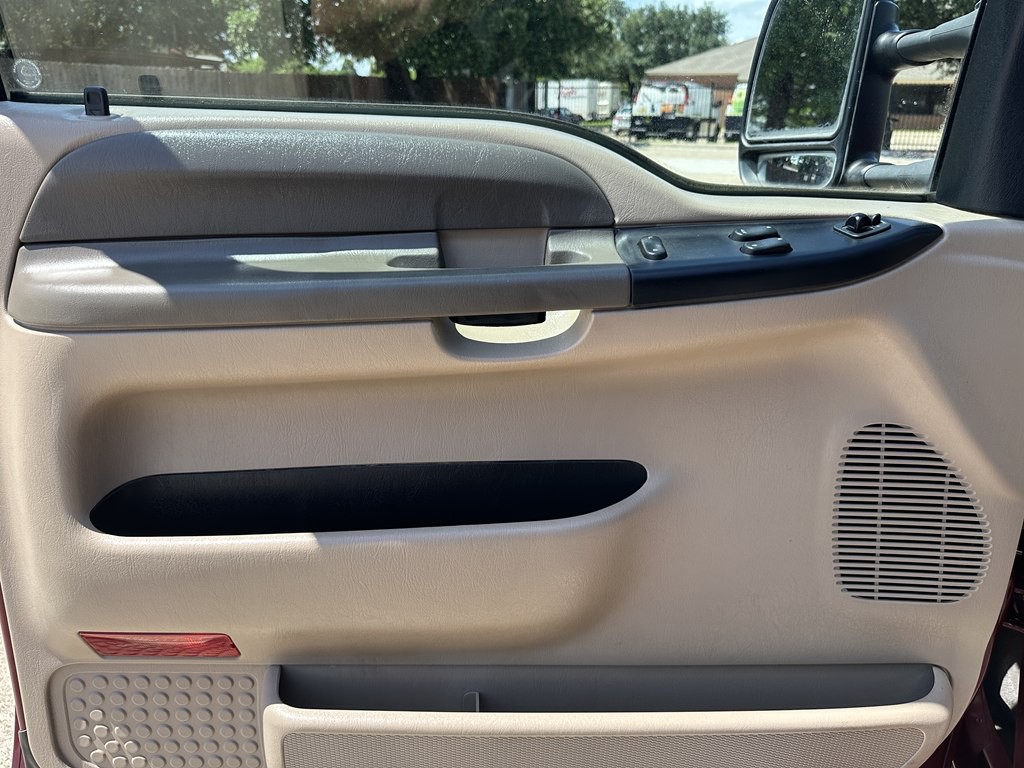 2000 Ford F-250 Image 11