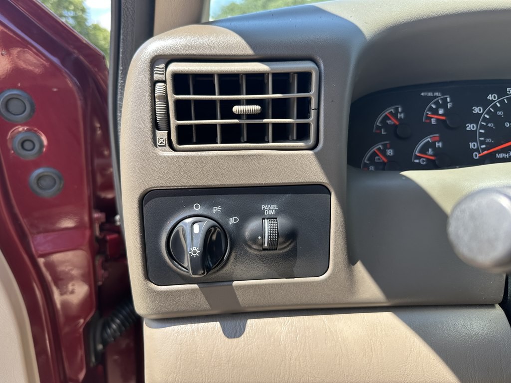 2000 Ford F-250 Image 16