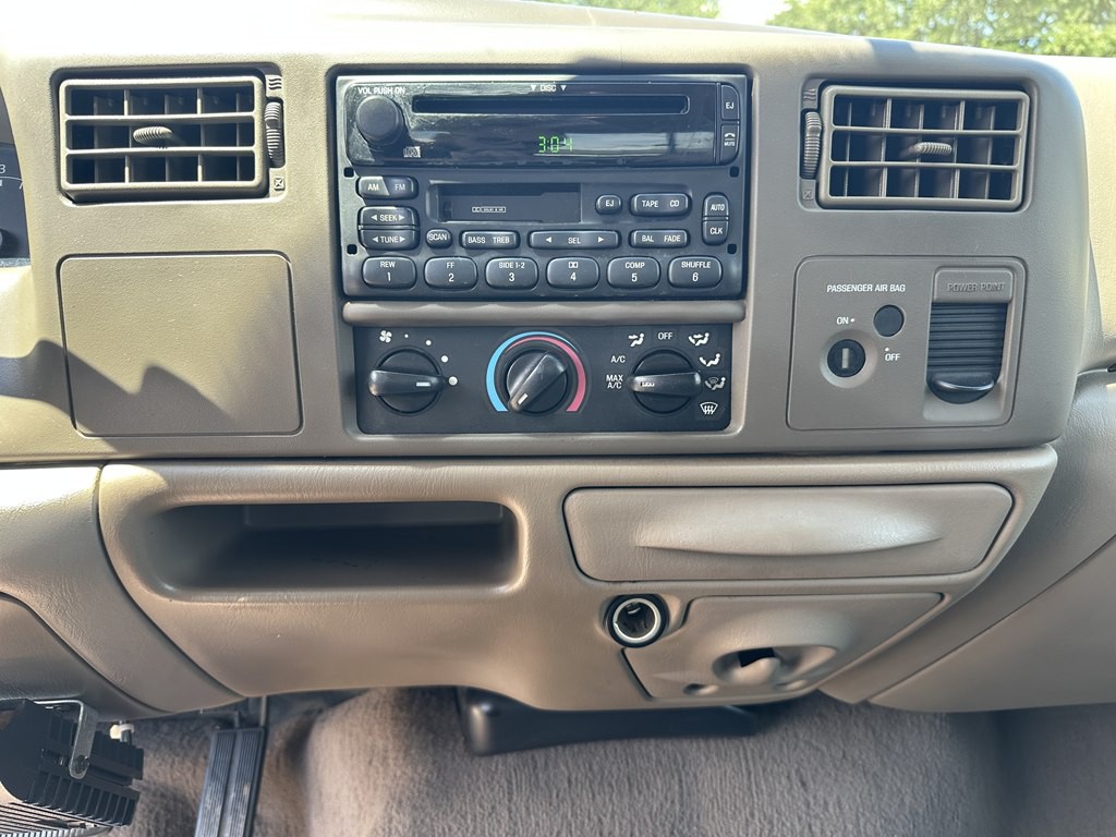 2000 Ford F-250 Image 21