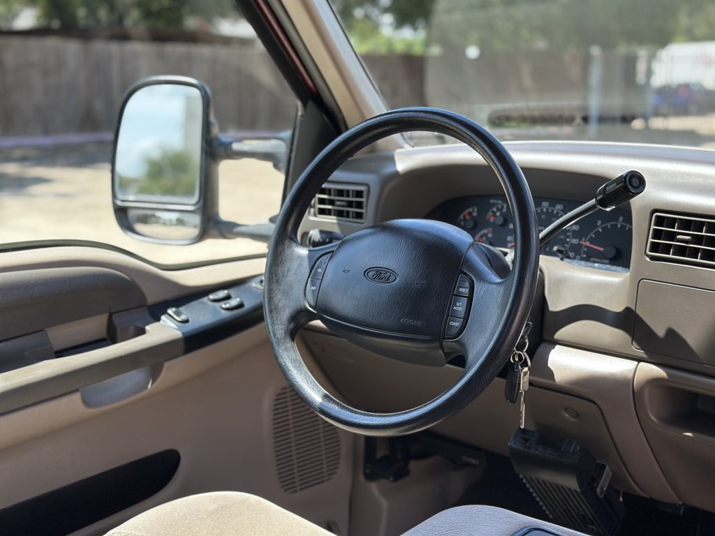 2000 Ford F-250 Image 32