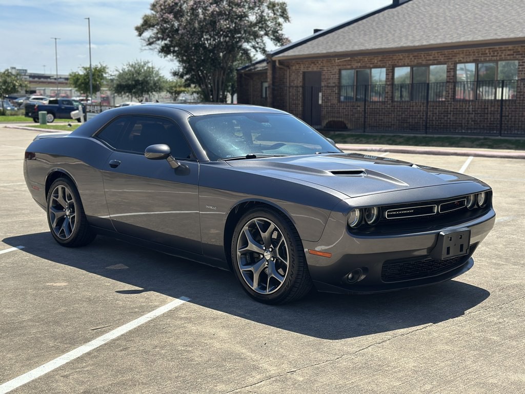 2015 Dodge Challenger Image 3